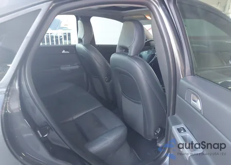 2008 Volvo S40 2.4I из США, поврежденный, VIN YV1MS382382374471